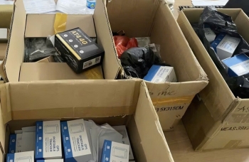 Siết chặt thị trường thiết bị công nghệ và thực phẩm nhập lậu tại Hà Nội