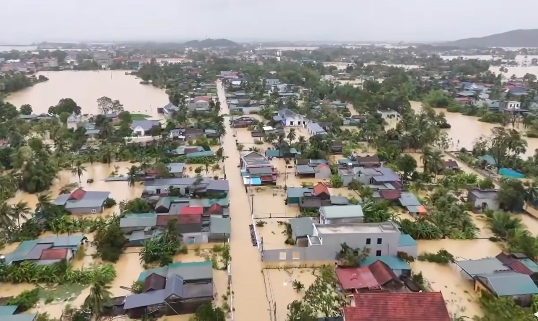 Hỗ trợ miễn, giảm thuế cho người dân và doanh nghiệp bị thiệt hại do mưa bão- Ảnh 1.