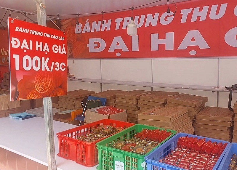 Một trong những vấn đề đáng lo ngại nhất là thông tin về hạn sử dụng. Một trong những vấn đề đáng lo ngại nhất là thông tin về hạn sử dụng.