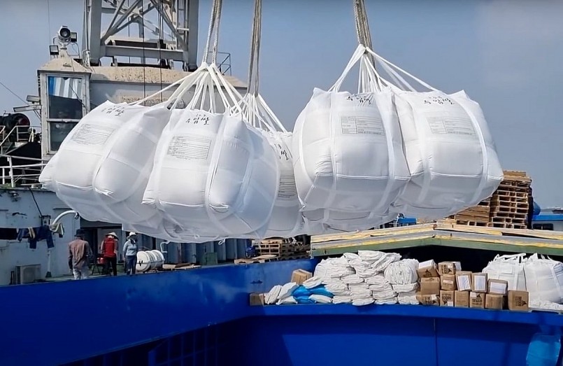 Kiến nghị bỏ bớt một số điều kiện kinh doanh xuất khẩu gạo