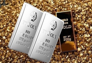 Giá bạc lập đỉnh kỷ lục: Bán ra vượt ngưỡng 2,1 triệu đồng/lượng