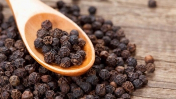 Giá hồ tiêu ngày 21/10: Thị trường trong nước tăng nhẹ, thế giới ghi nhận biến động trái chiều