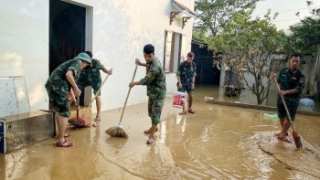 Bộ Y tế lập 3 đoàn công tác khẩn, ứng phó nguy cơ dịch bệnh sau bão lũ