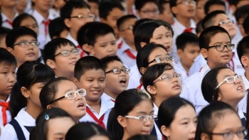 Cứ 3 trẻ em Việt Nam lại có 1 trẻ gặp vấn đề về thị lực