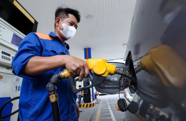 Giá xăng tăng nhẹ từ chiều nay - Ảnh minh họa Giá xăng tăng nhẹ từ chiều nay - Ảnh minh họa