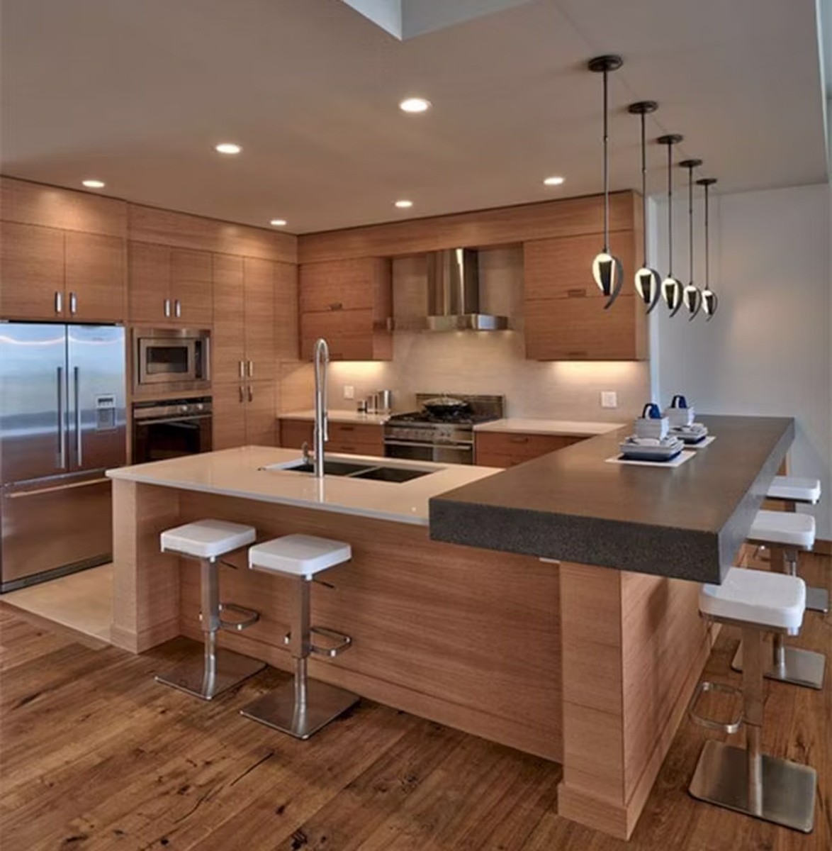 Vinakit ra mắt Tủ bếp Inox CNC 2026 – Bước tiến mới trong công nghệ tủ bếp Việt