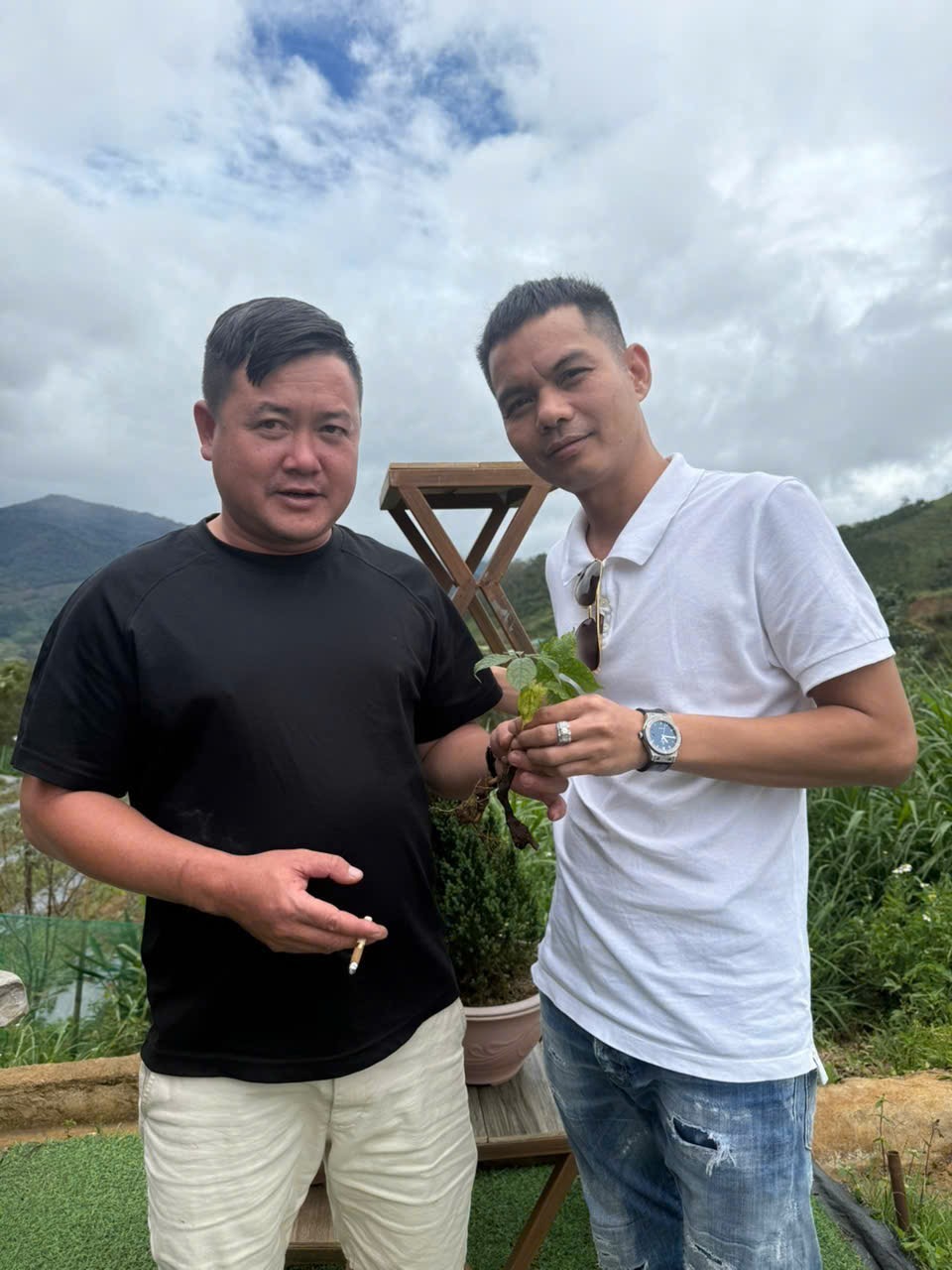 Bài 1: Nơi lưu giữ “quốc bảo” giữa đại ngàn: “Rừng nuôi sâm, sâm giữ rừng” Nơi lưu giữ “quốc bảo” giữa đại ngàn: “Rừng nuôi sâm, sâm giữ rừng”