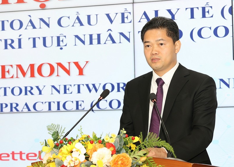 Ông Vũ Mạnh Hà, Thứ trưởng thường trực Bộ Y tế - phát biểu tại buổi lễ - Ảnh: T.MINH