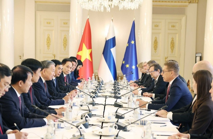 Tổng Bí thư Tô Lâm và Tổng thống Cộng hòa Phần Lan Alexander Stubb hội đàm. (Ảnh: Thống Nhất/TTXVN)