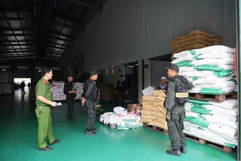 Gỡ nút thắt pháp lý, tăng sức mạnh chống hàng giả