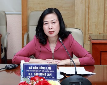 Bộ trưởng Y tế khẳng định "Đội ngũ y bác sĩ phải được bảo vệ trong bất cứ trường hợp nào"