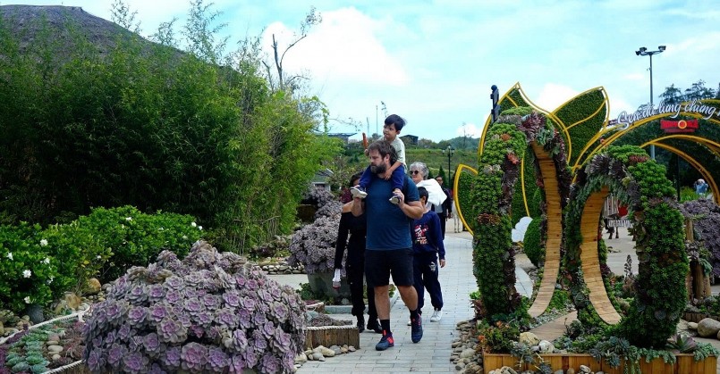 Lễ hội Mùa Đông Sa Pa 2025 và các sự kiện chào năm mới 2026. Lễ hội Mùa Đông Sa Pa 2025 và các sự kiện chào năm mới 2026.