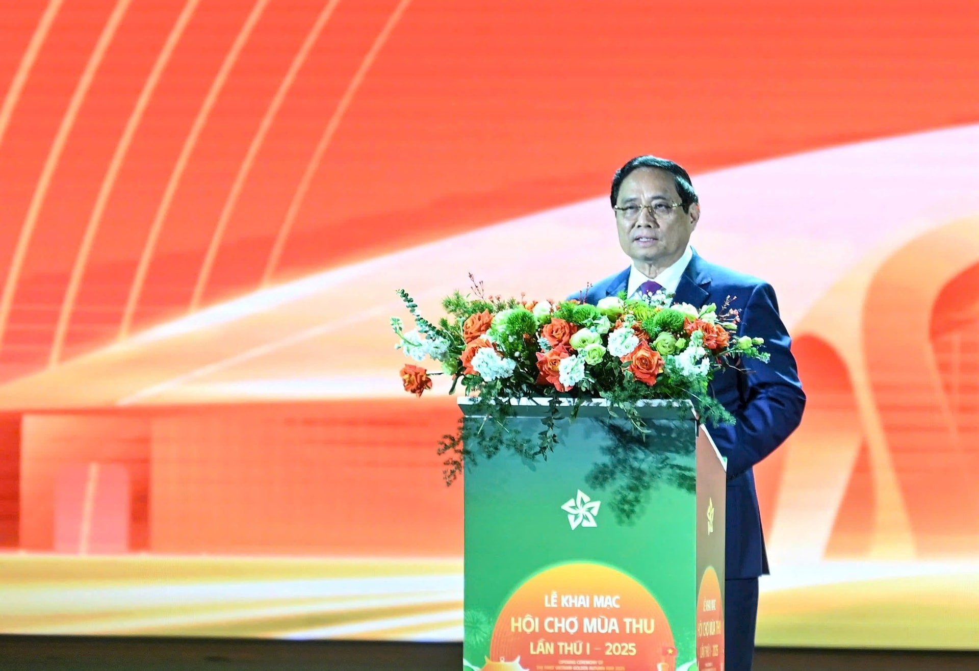 Thủ tướng Chính phủ Phạm Minh Chính phát biểu khai mạc hội chợ. Ảnh: Viết Thành