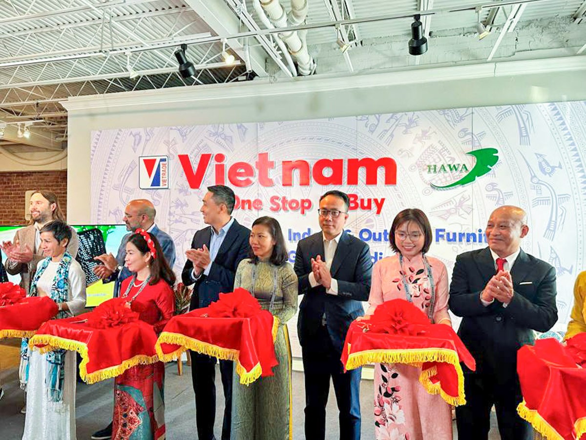 Tuần lễ Thương hiệu quốc gia Việt Nam và Khu gian hàng Việt Nam tại Hội chợ triển lãm đồ gỗ và nội ngoại thất High Point Market, Hoa Kỳ