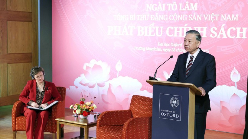 Tổng Bí thư Tô Lâm phát biểu tại Đại học Oxford. (Ảnh: Thống Nhất/TTXVN)