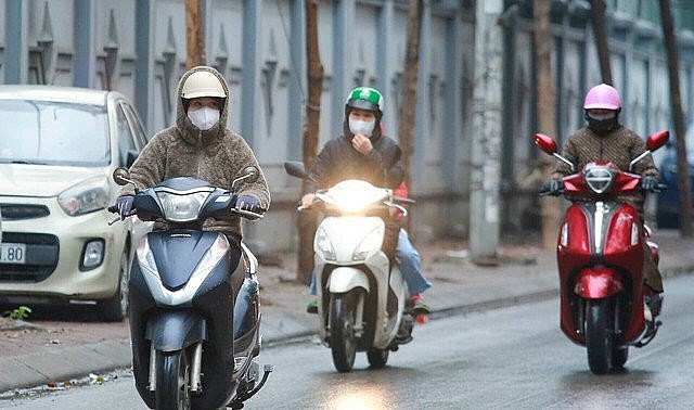 Ở  phía Bắc, một bộ phận không khí lạnh mạnh đang di chuyển xuống phía Nam.