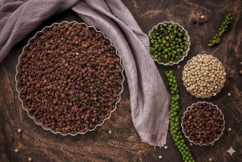 Giá tiêu ngày 12/11: Nội địa chững lại, thị phần tại Trung Quốc tăng vọt lên 61,6%