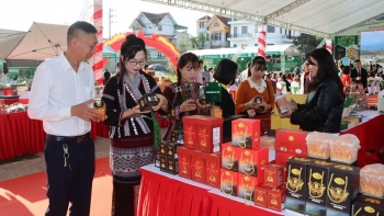 Tìm đầu ra bền vững cho nông sản vùng cao tại Ngày hội xúc tiến thương mại