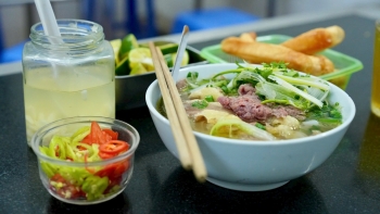 Chuyên gia Michelin nói gì về phở Bắc và phở Nam?
