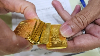 Chuyên gia hiến kế huy động 500 tấn vàng trong dân khi giá vàng biến động