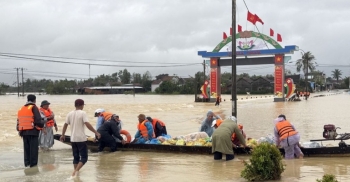 Hỗ trợ khẩn cấp 700 tỷ đồng cho 4 tỉnh khắc phục thiệt hại do mưa lũ
