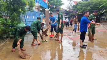 Thủ tướng chỉ đạo tập trung khắc phục hậu quả, khôi phục sản xuất kinh doanh sau mưa lũ