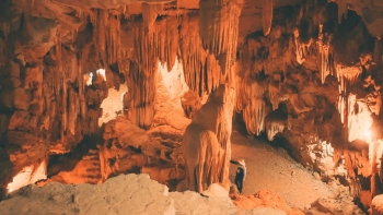 Khám phá vẻ đẹp động Vái Giời - chốn bồng lai tiên cảnh ở Ninh Bình