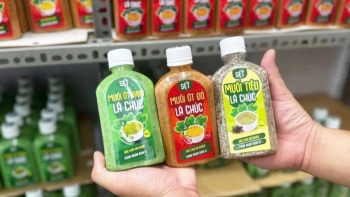 Khởi nghiệp từ lá chúc, chàng trai miền Tây thu nhập 20 triệu/tháng