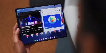 Cận cảnh điện thoại gập ba Galaxy Z TriFold của Samsung