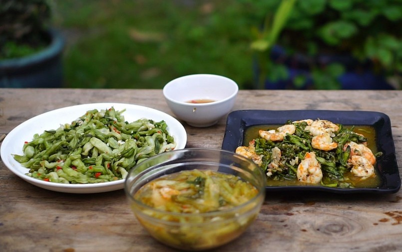 Loại rau mọc dại bỗng thành đặc sản 120.000 đồng/kg mùa nước nổi Loại rau mọc dại bỗng thành đặc sản 120.000 đồng/kg mùa nước nổi