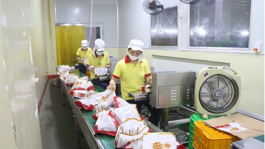 Tiếng máy ngân vang, thu nhập người lao động ổn định