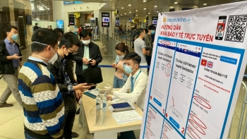 Tạm dừng áp dụng khai báo y tế nội địa