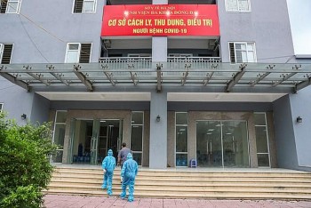 Hà Nội giải thể 13 cơ sở thu dung, điều trị người bệnh COVID-19