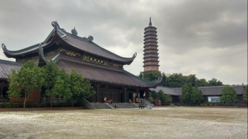 Ninh Bình: Chùa Bái Đính vắng bóng khách trong ngày đầu năm mới