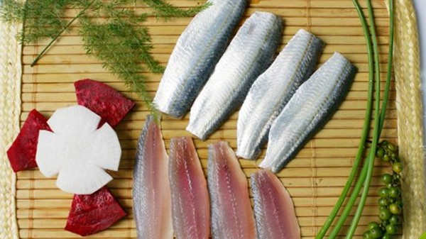 Xuất khẩu cá trích tăng trưởng trở lại