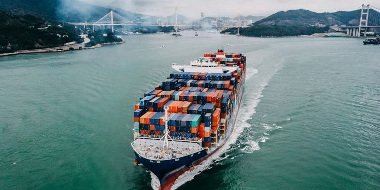 Kim ngạch xuất nhập khẩu của Việt Nam gần đạt 210 tỷ USD