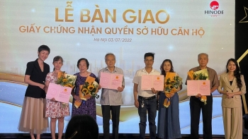 Hinode City chính thức bàn giao sổ hồng cho cư dân