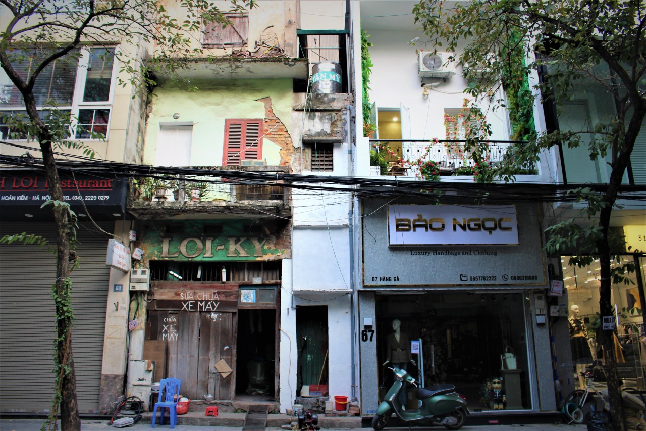 Phố Hàng Gà nổi tiếng một thời giờ ra sao?