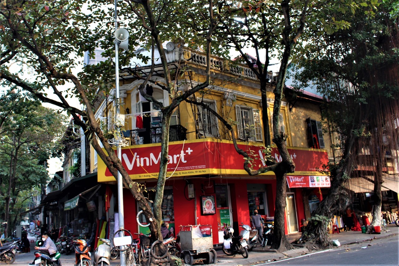 Phố Cửa Đông hiện giờ không còn giữ được nét cổ kính ngày xưa