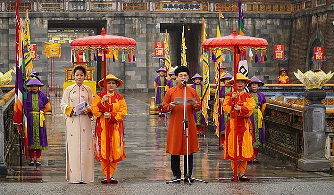 Phó Chủ tịch UBND tỉnh Nguyễn Thanh Bình, công bố Festival Huế 2022 Phó Chủ tịch UBND tỉnh Nguyễn Thanh Bình, công bố Festival Huế 2022