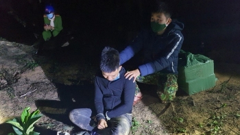 Quảng Trị: Bắt đối tượng vận chuyển trái phép 288kg pháo hoa nổ qua biên giới