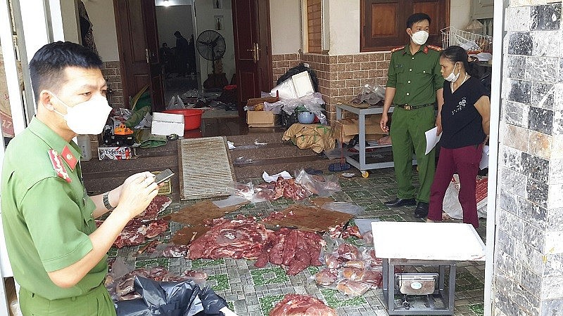 Khu vực làm giả thịt nai khô