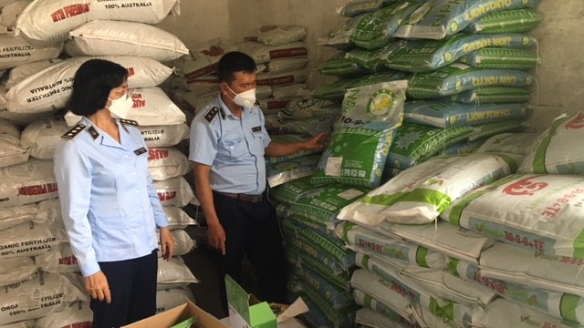 Tiền Giang: Xử phạt 01 trường hợp vi phạm trong buôn bán phân bón