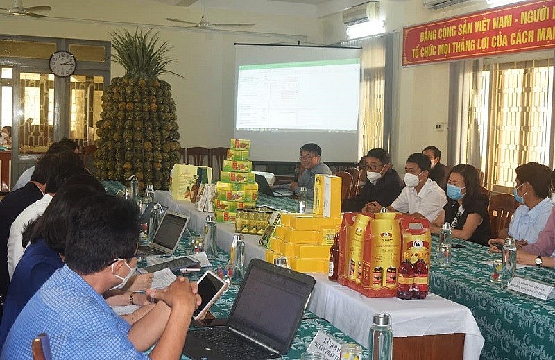 Đánh giá, phân hạng sản phẩm OCOP tỉnh đợt I năm 2022 Đánh giá, phân hạng sản phẩm OCOP tỉnh đợt I năm 2022