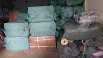 Long An: Kịp thời ngăn chặn 04 xe ô tô tải vận chuyển hàng hóa nghi vấn nhập lậu