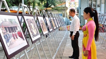 Triển lãm “Di sản văn hóa, danh thắng Việt Nam và Sản phẩm thủ công truyền thống”