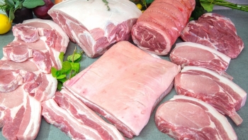 Giá thịt lợn hôm nay 1/1: Thị trường bán lẻ ổn định