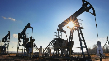 Giá xăng dầu hôm nay 11/1: Giảm nhẹ đầu tuần