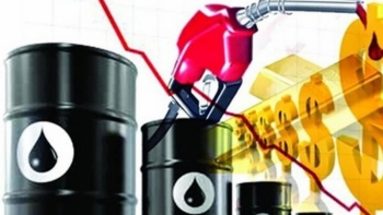 Giá xăng dầu hôm nay 12/1: Tiếp tục giảm