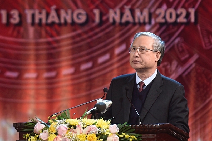 Thường trực Ban Bí thư Trần Quốc Vượng phát biểu tại lễ trao giải Búa liềm vàng lần thứ 5 - năm 2020. Ảnh: VGP/Nhật Bắc